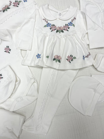 BABY ZUHU ÇİÇEK NAKIŞLI FİSTOLU 10 LU HASTANE ÇIKIŞI