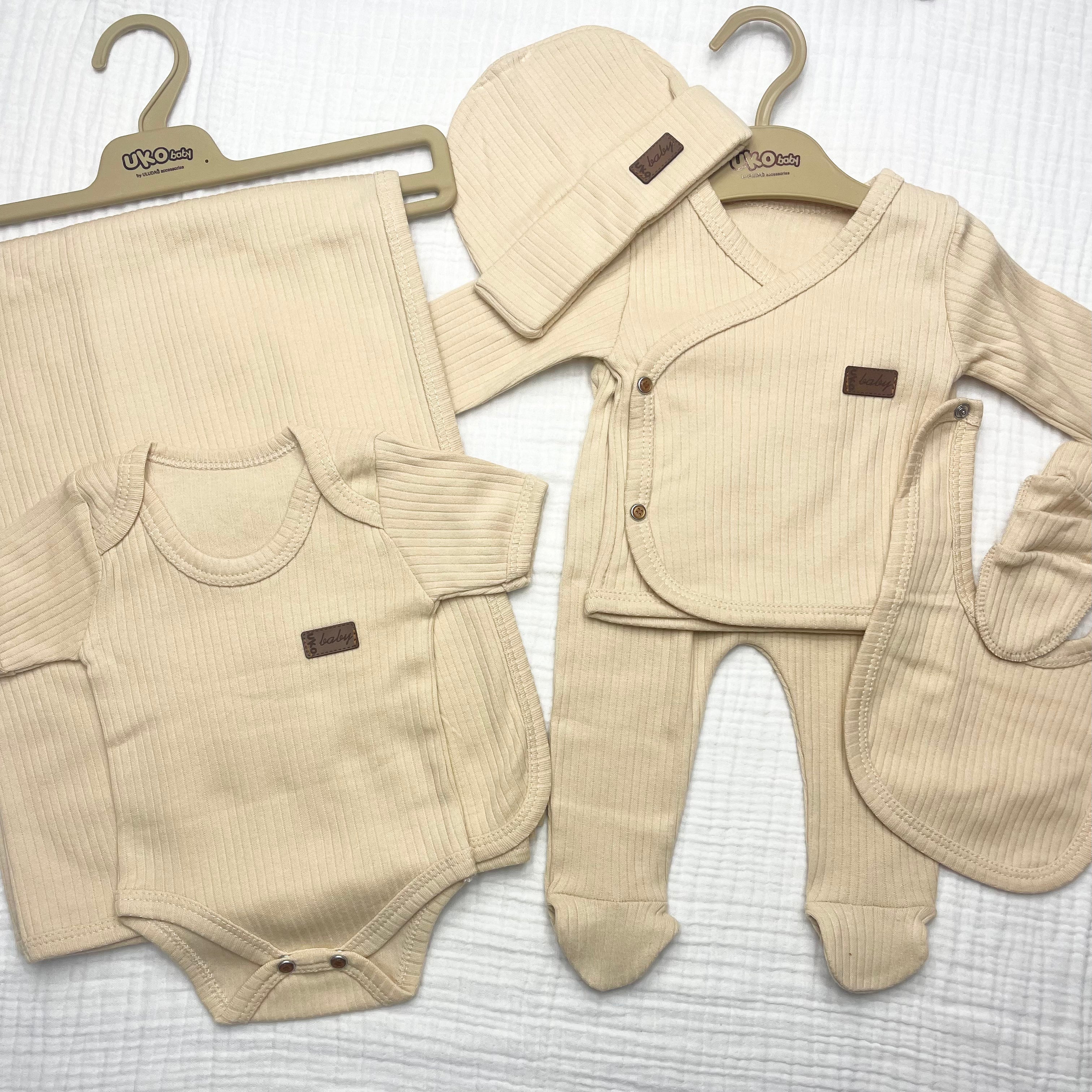 UKO BABY DÜZ RENK 7Lİ HASTANE ÇIKIŞ SETİ