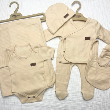 UKO BABY DÜZ RENK 7Lİ HASTANE ÇIKIŞ SETİ