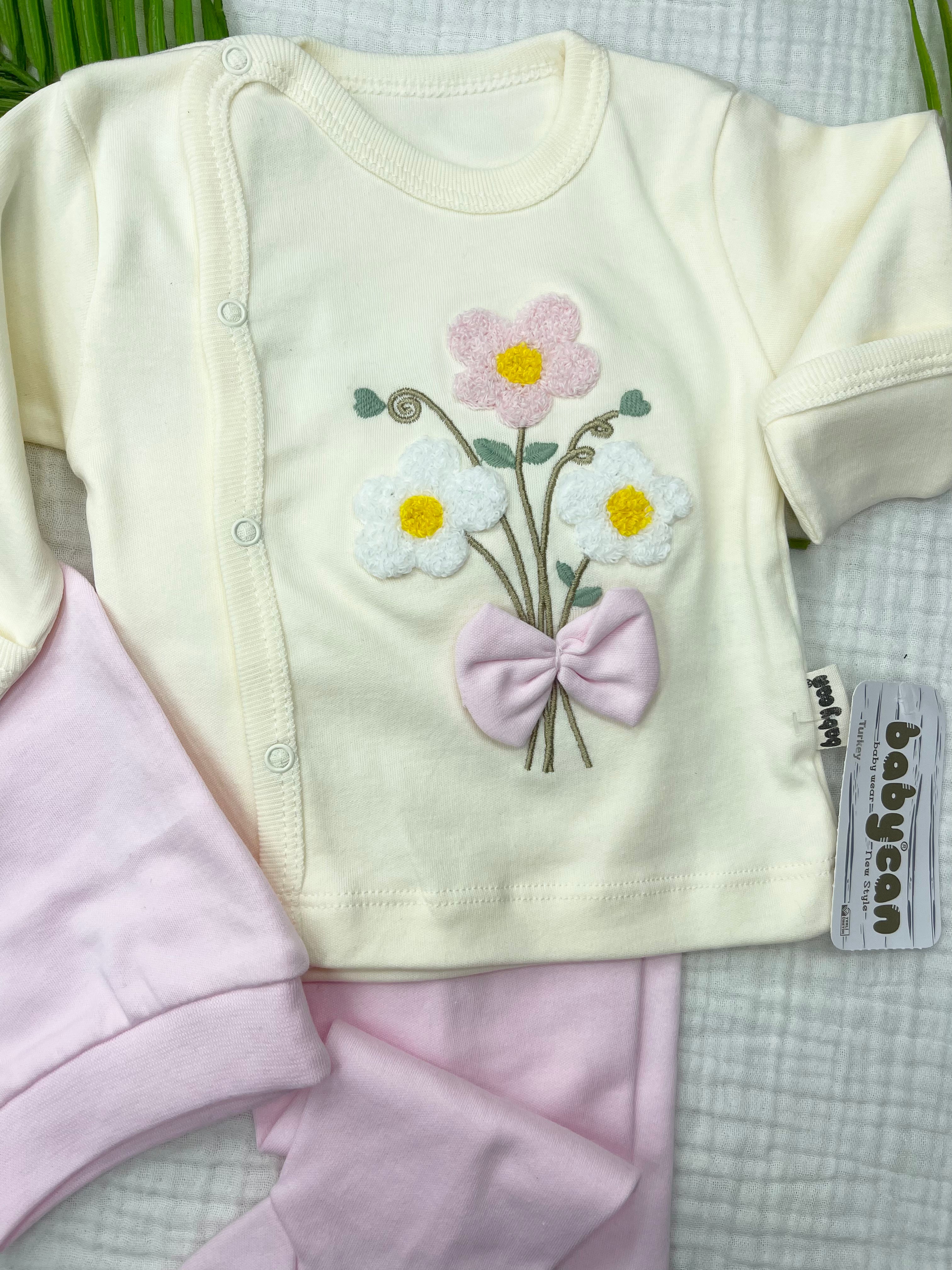 BABYCAN KENDİNDEN ELDİVENLİ ÜÇLÜ YENİDOĞAN