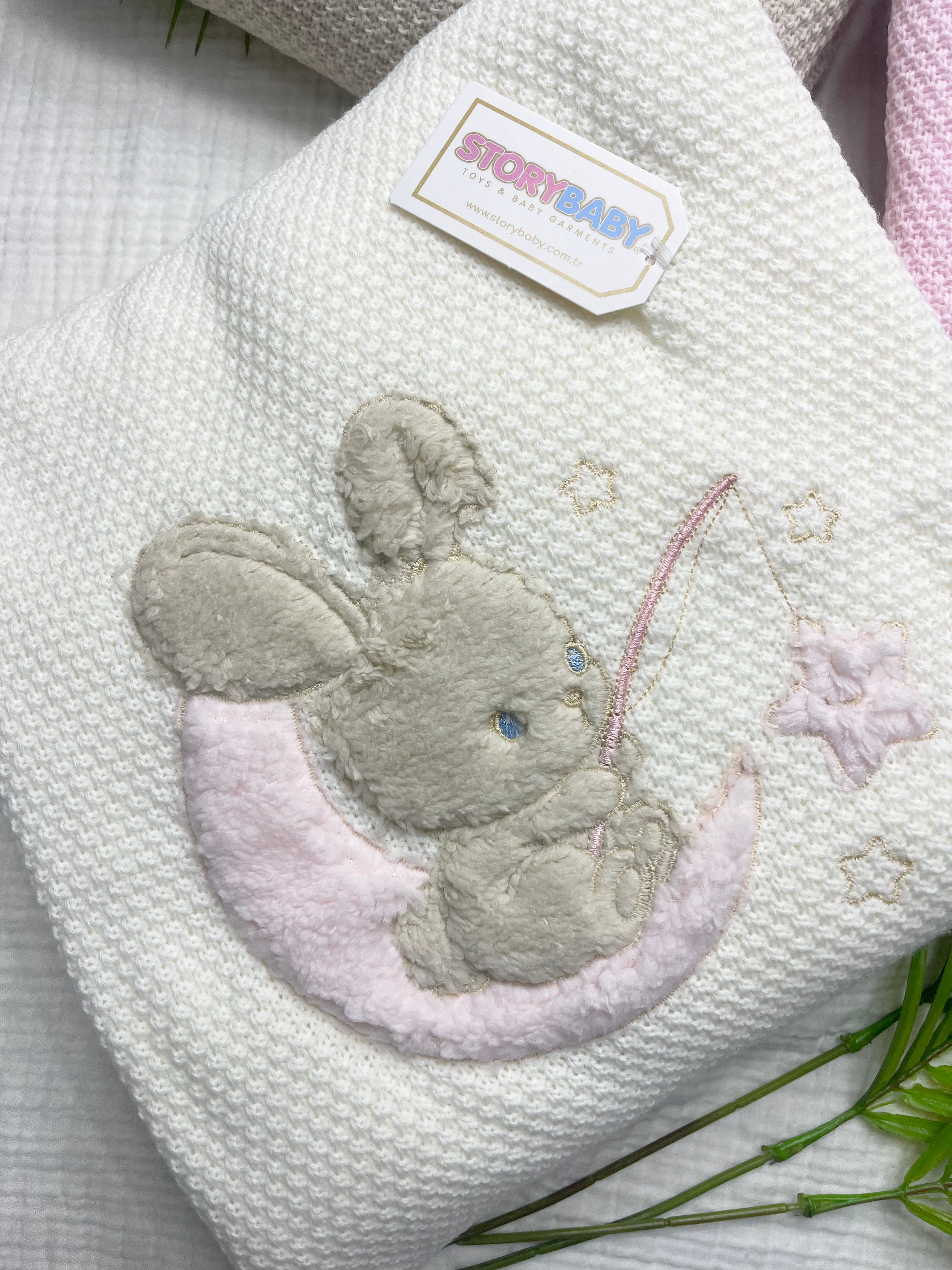STORY BABY TAVŞAN NAKIŞLI DIŞI TRİKO İÇİ WELSOFTLU ÇİFT KAT BATTANİYE