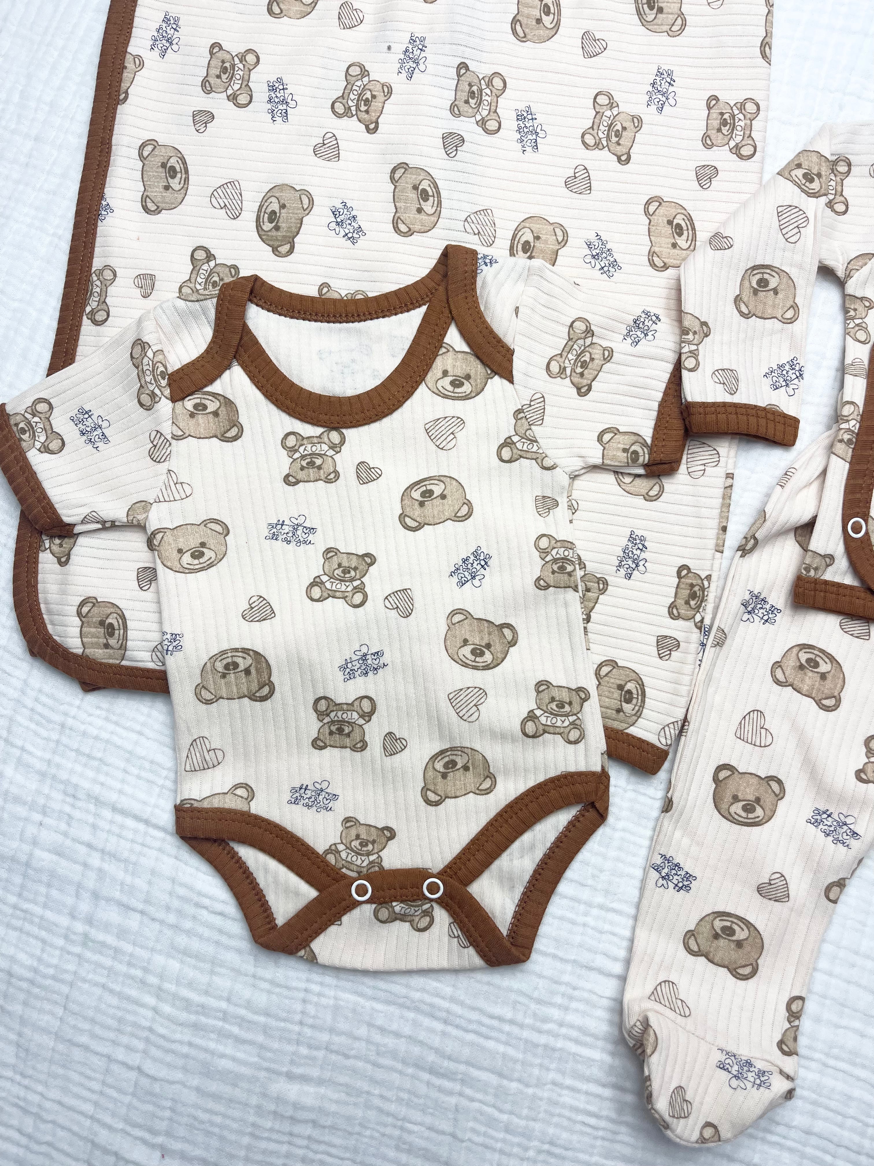 UKO BABY AYICIK DESENLİ 7Lİ HASTANE ÇIKIŞ SETİ