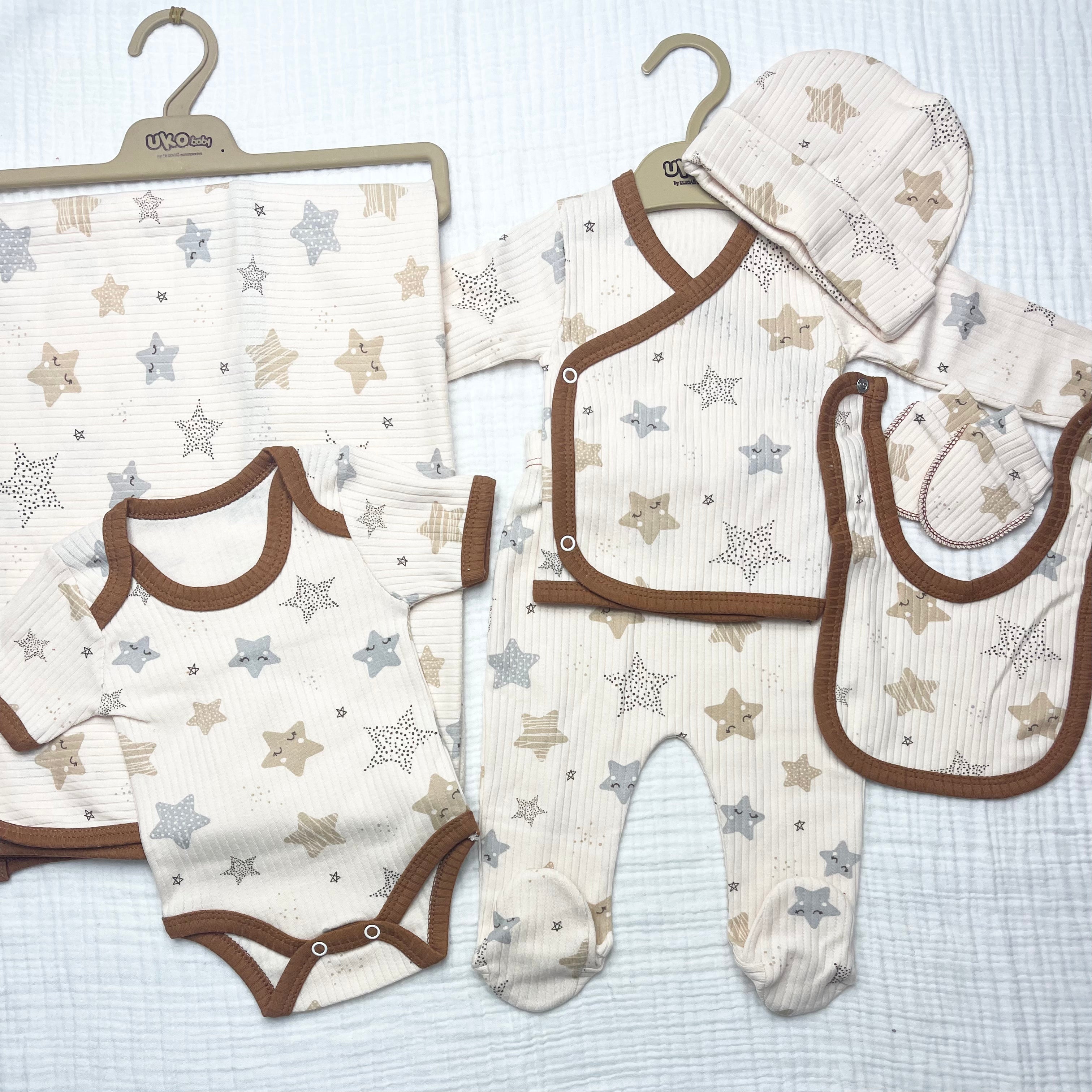UKO BABY YILDIZ DESENLİ 7Lİ HASTANE ÇIKIŞ SETİ